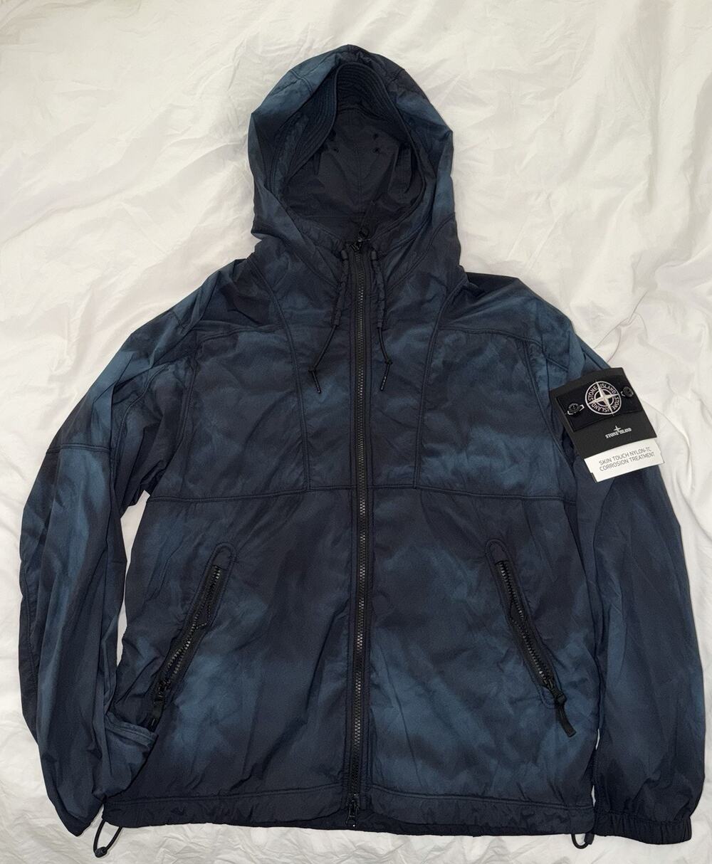 STONE ISLAND SKIN TOUCH NYLON-TC CORROSION TREATMENT HOODED JACKET BLUE RARE